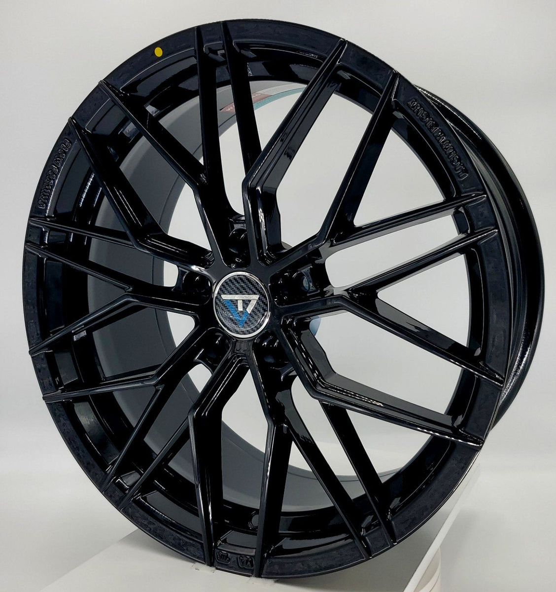 VLF Wheels - VLF06 FlowForm Gloss Black 18x8